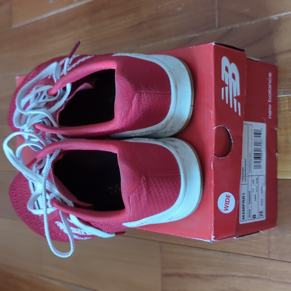 EUC New balance cross trainer men's size 8 2E wide